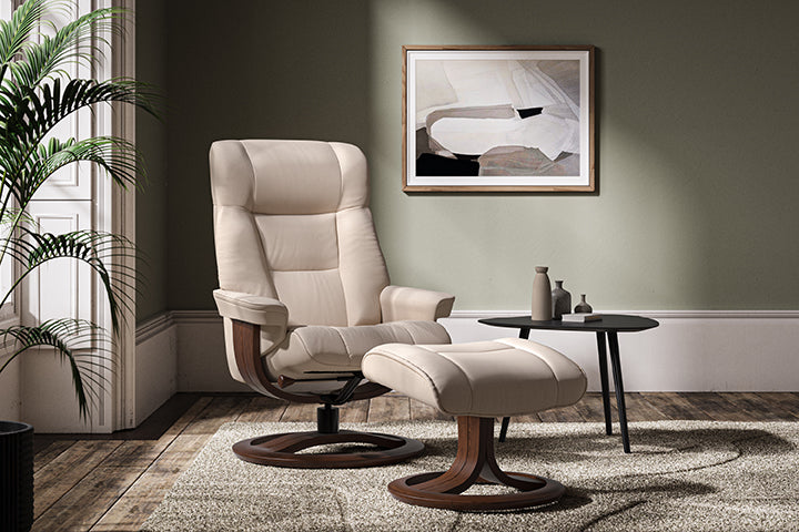 Magic Recliner in Leather