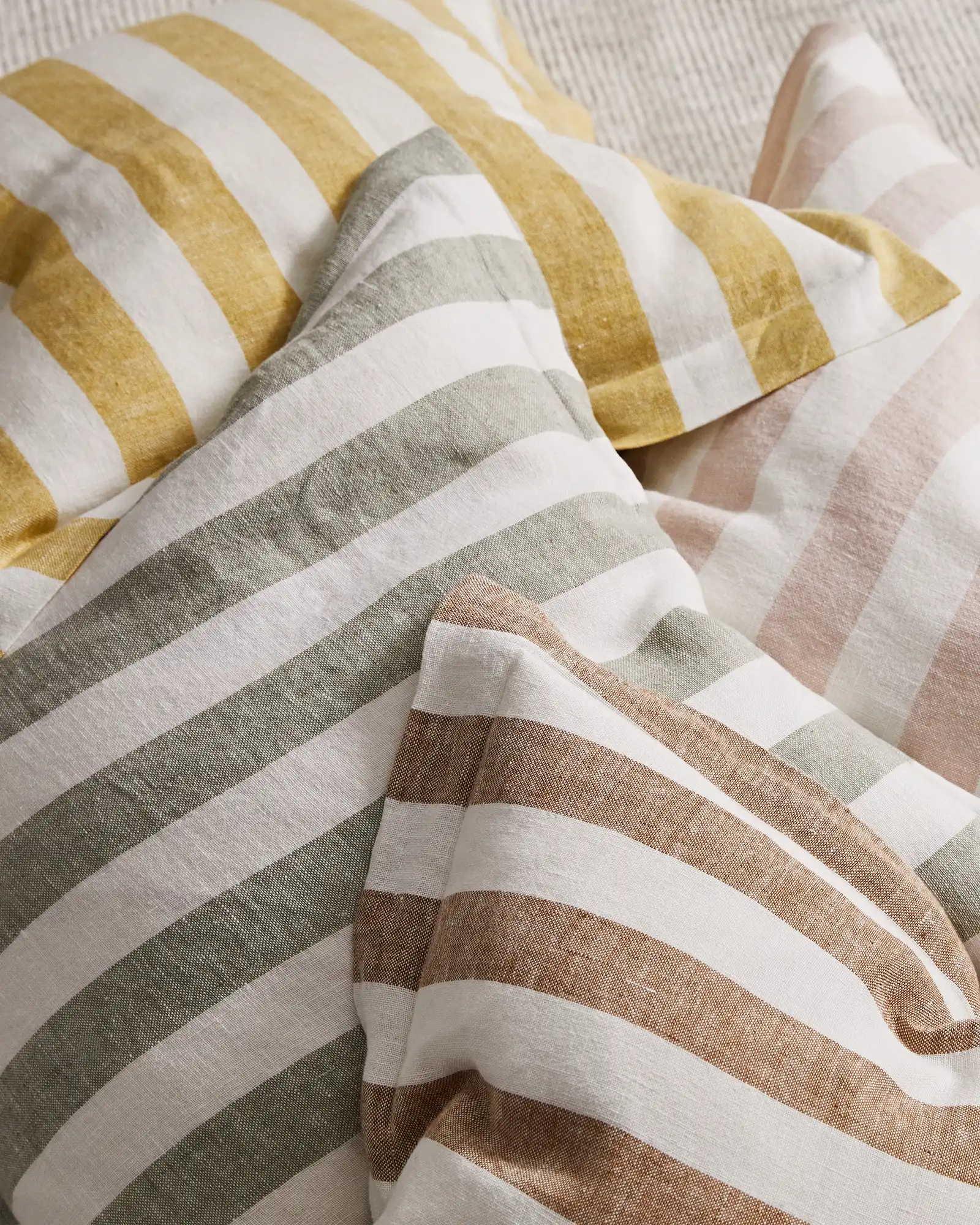 Vito Cushion
