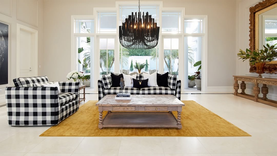 Wood Candle Stick Chandelier Large in Black