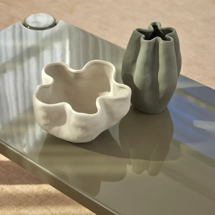 Amalfi Fluid Vase in Cream