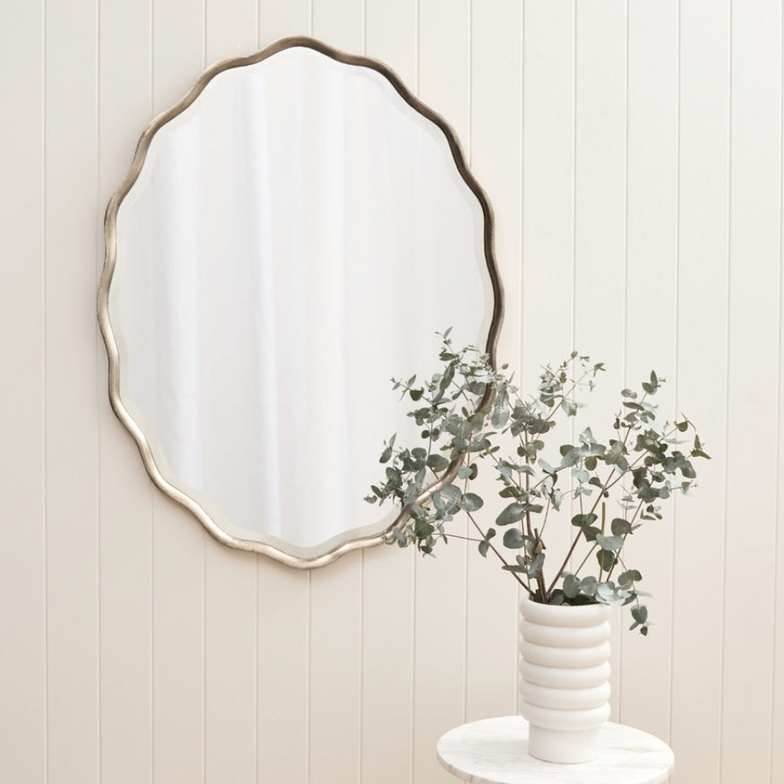 Elise Mirror